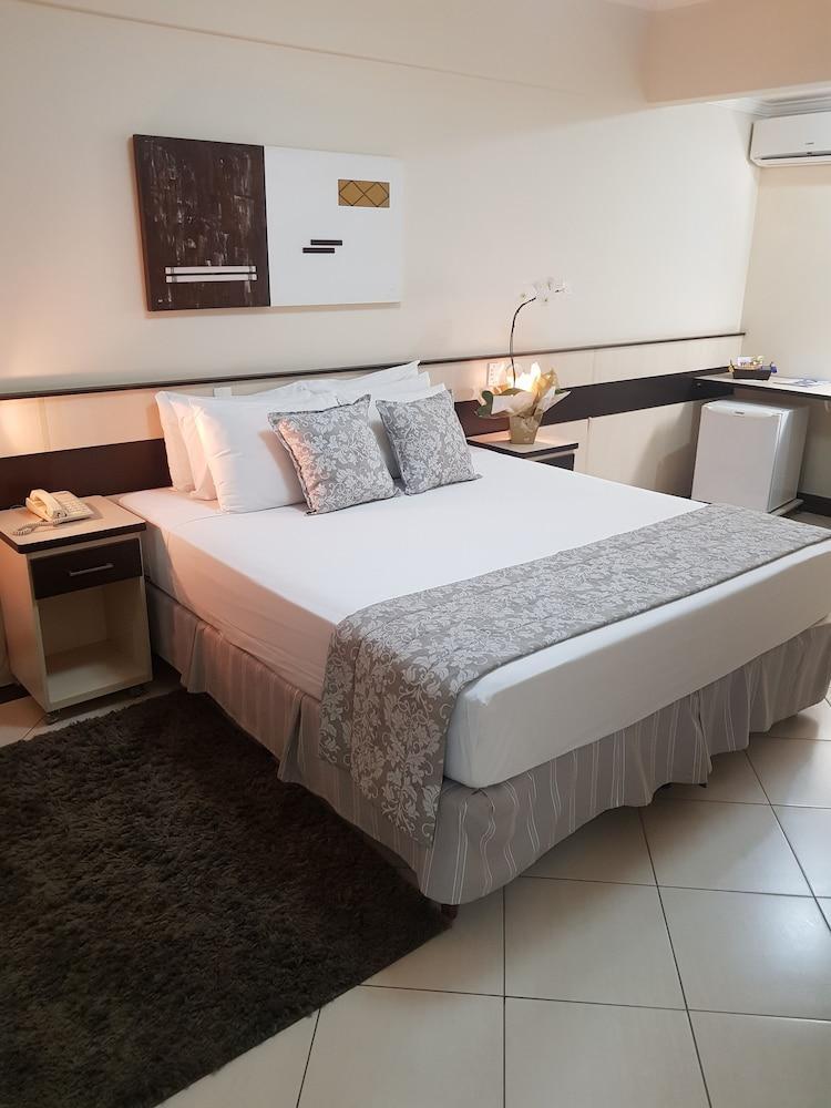 Hotel Cristal Rio Claro المظهر الخارجي الصورة